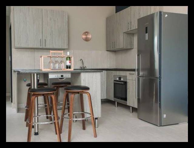 3 BEDROOM APARTMENT FOR SALE IN GLEN AUSTIN